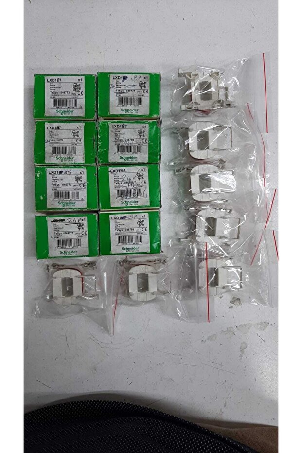 Schneıder Lxd1b7 - 1