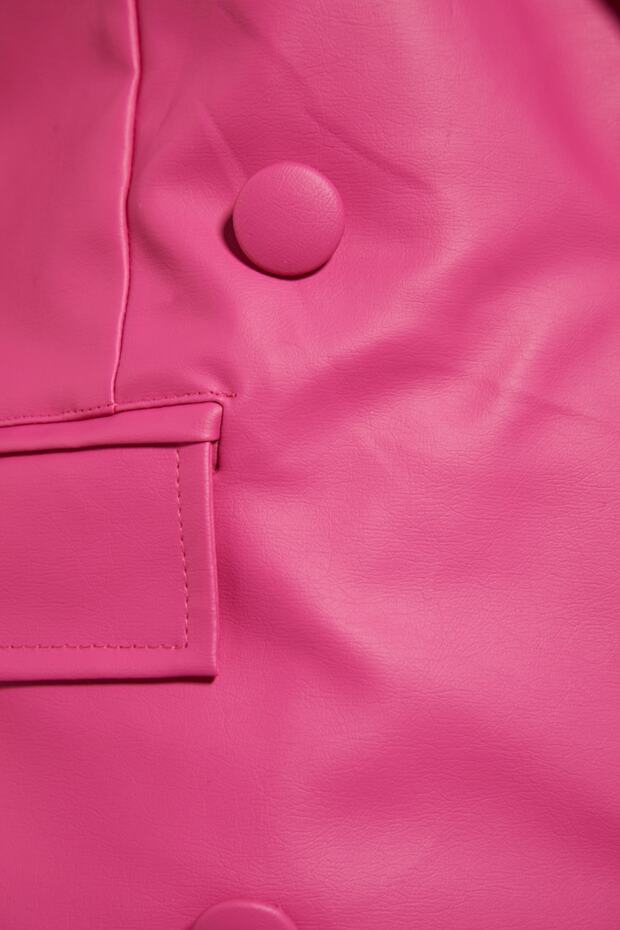 Tkana marynarka w kolorze fuksji z podwójnymi zapięciami i podszewką ze sztucznej skóry TWOAW21CE0156 - 7