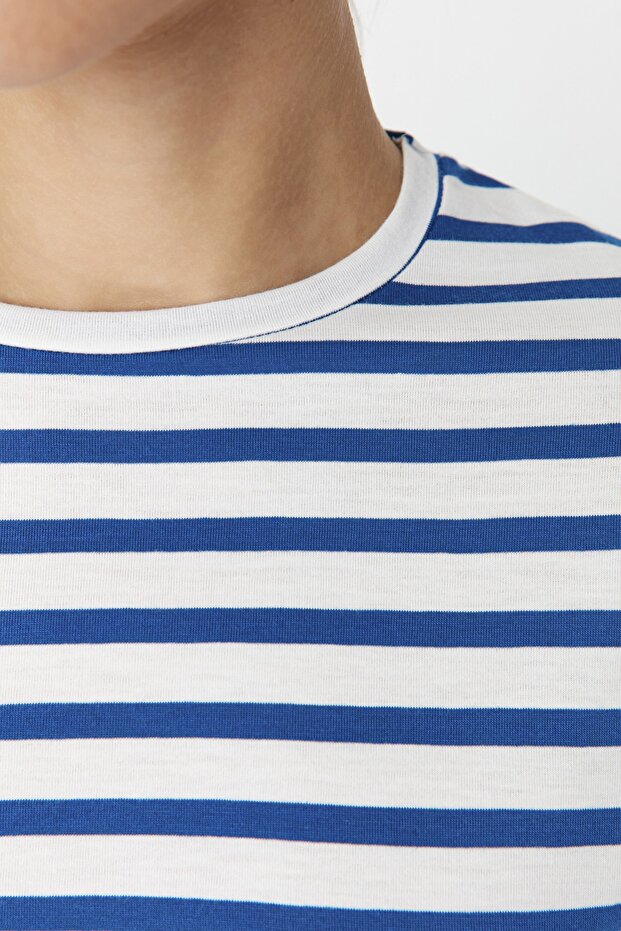 Lacivert Çizgili Regular/Normal Kalıp Basic Bisiklet Yaka Örme T-Shirt TWOAW23TS00002 - 2