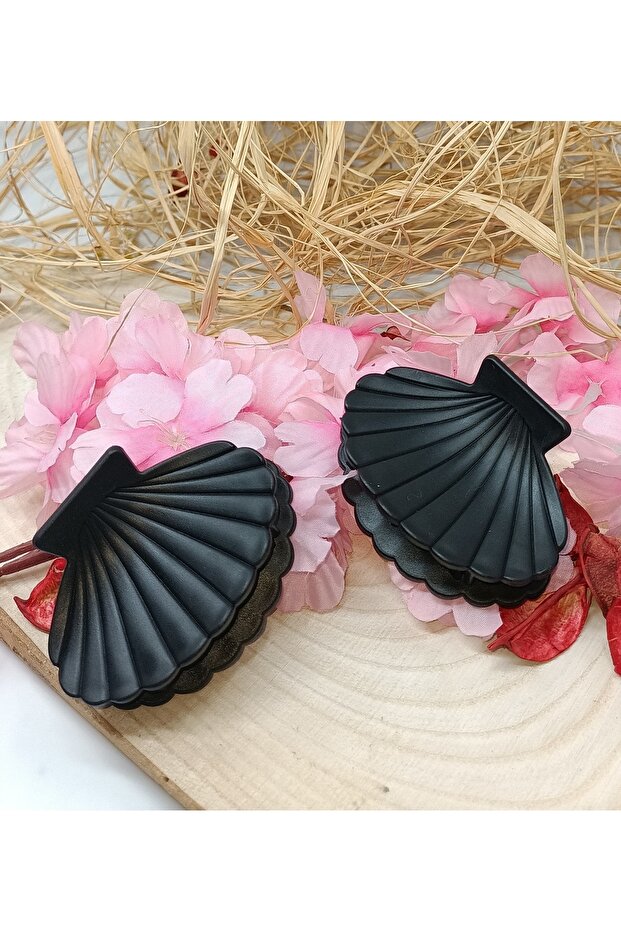 Women's Black Color Oyster Model Latch Buckle