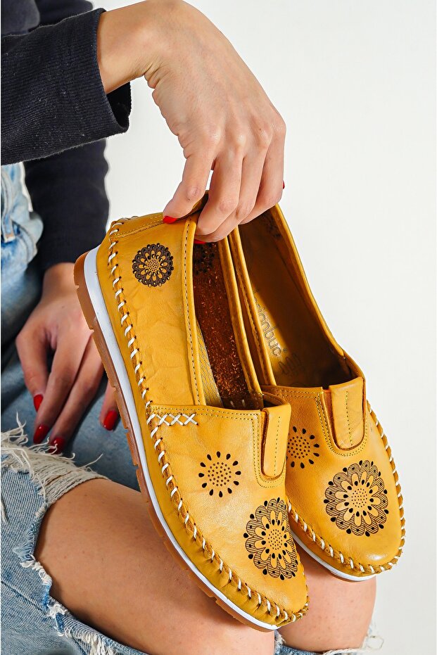 Genuine Leather Yellow Women's Leather Ballet Flats Dp16-0065