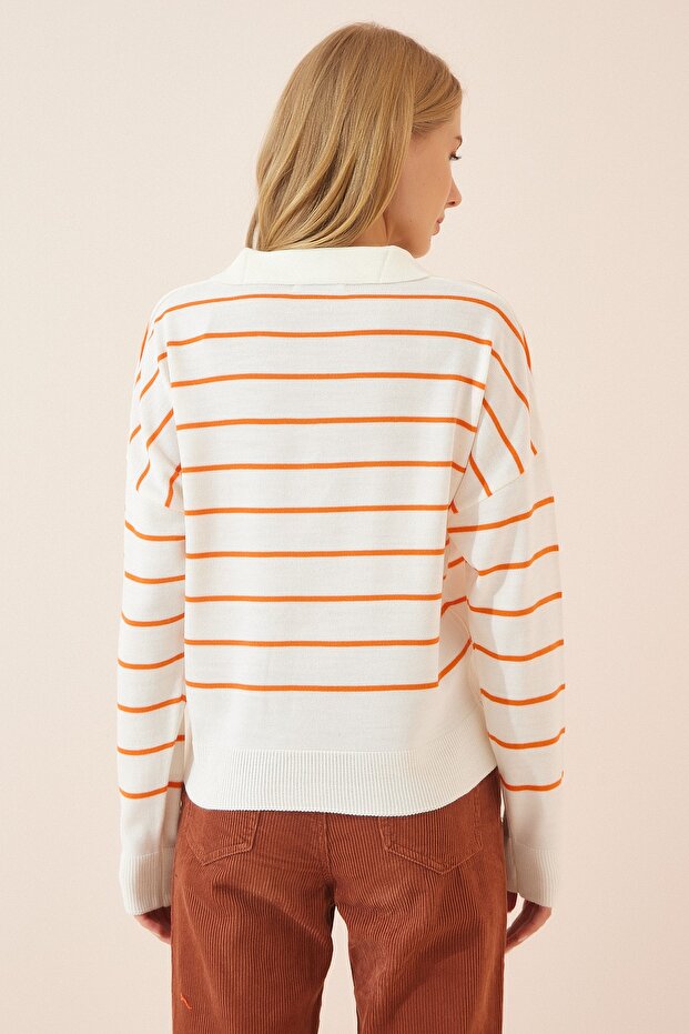 Damski sweter polo w pomarańczowe paski w kolorze ecru, sezonowy, z kołnierzykiem BV00012 - 4