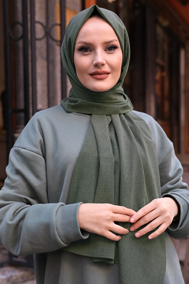 شال من القطن العضوي المحفور باللون الكاكي