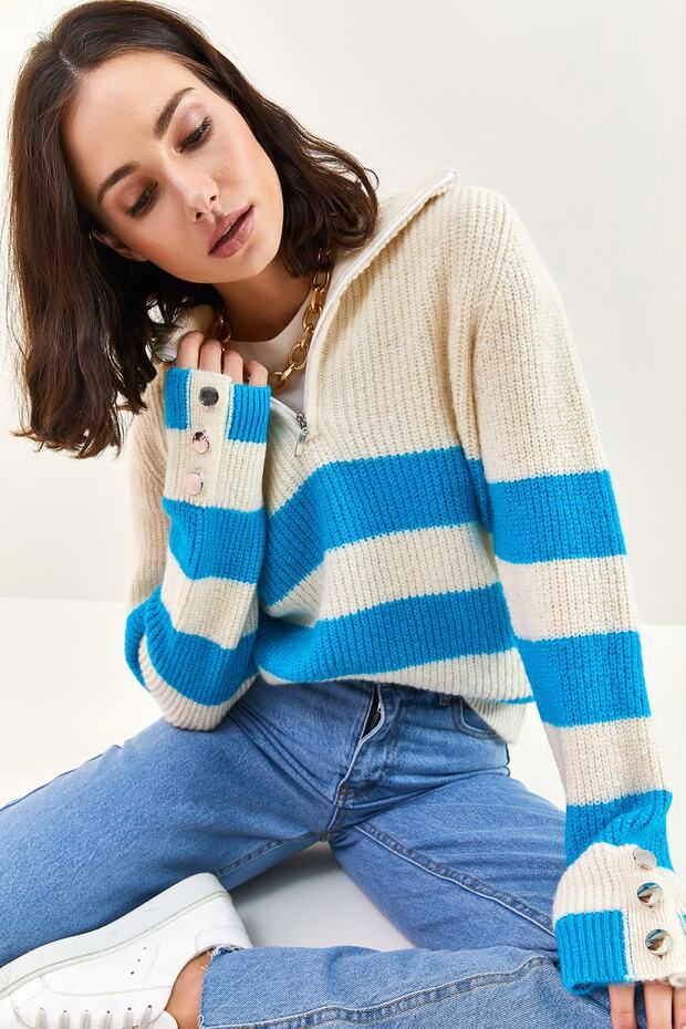 Women's Baby Blue Zippered Turtleneck Thick Striped Sleeves Button Detailed Knitwear Sweater 20223209