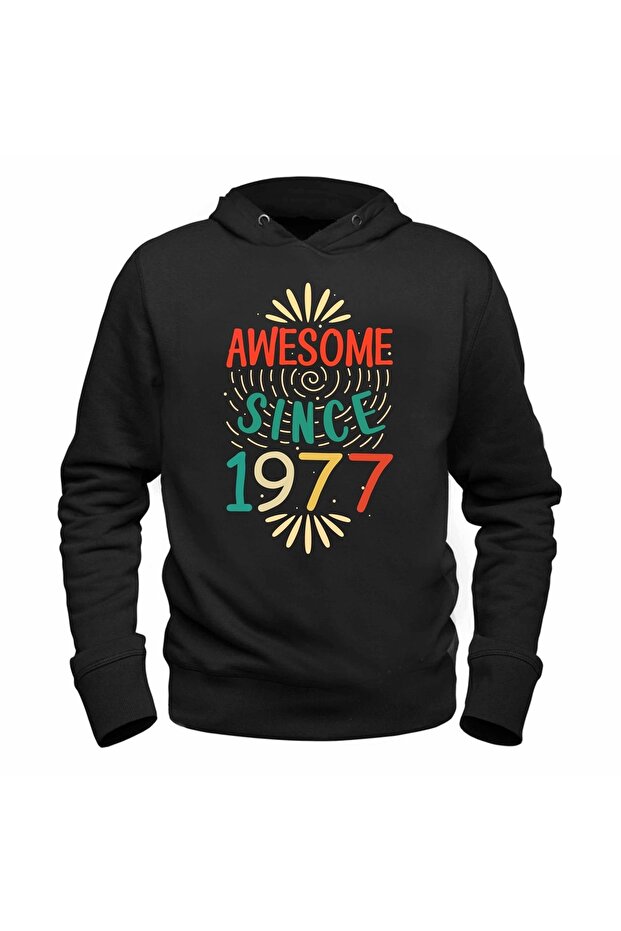 سويت شيرت أسود رائع لعام 1977