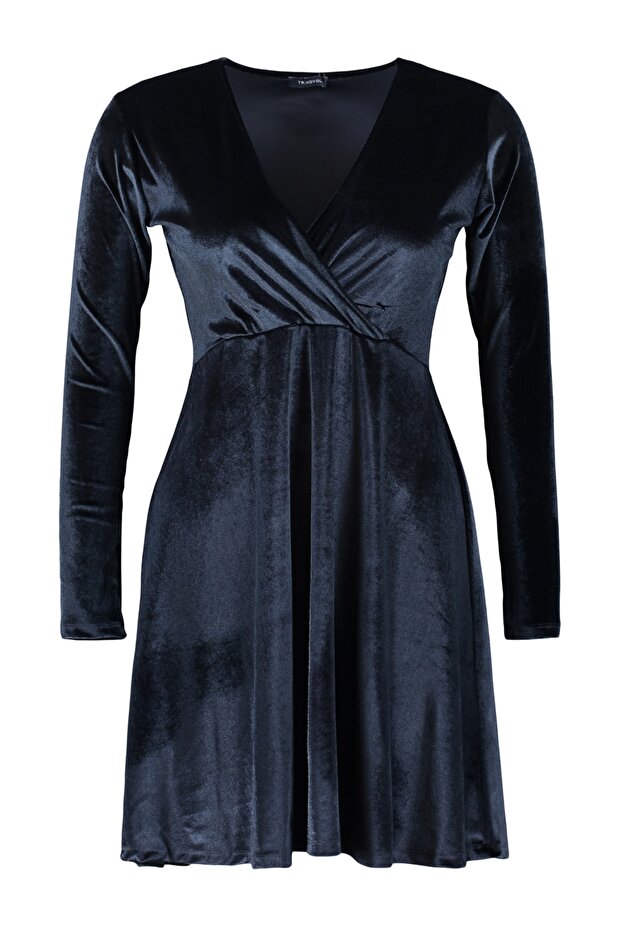 Čierne zamatové pletené šaty s dvojradovým golierom TBBAW23AH00117 - 7