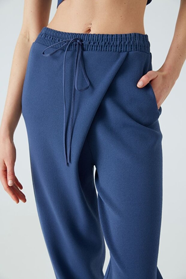 Elastik Paça Detaylı Jogger Pantolon - 4