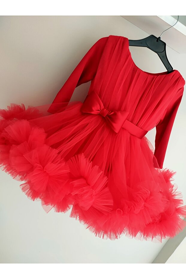 Kırmızı Elbise - 2