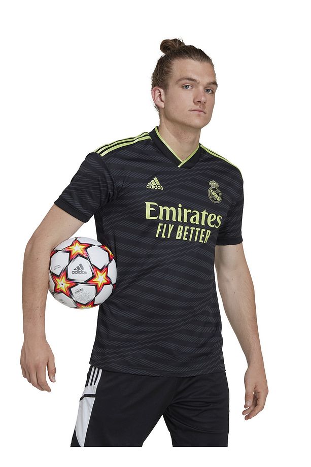 Real Madrid 2022/2023 3rd Forma Real Madrid 2022/2023 3rd Forması Hı1656 Renkli - 2