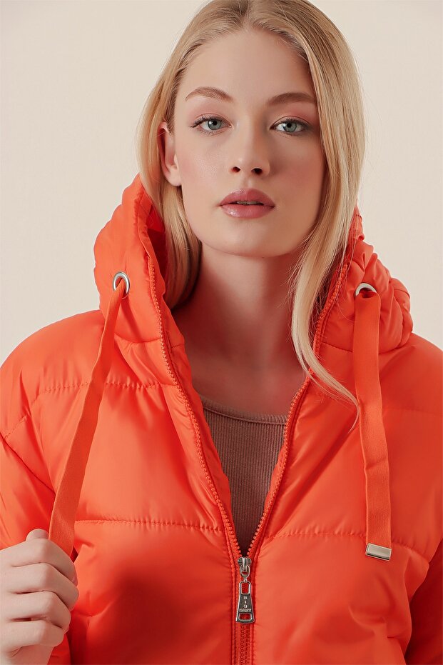 5117 Kapşonlu Şişme Mont - Oranje - 5