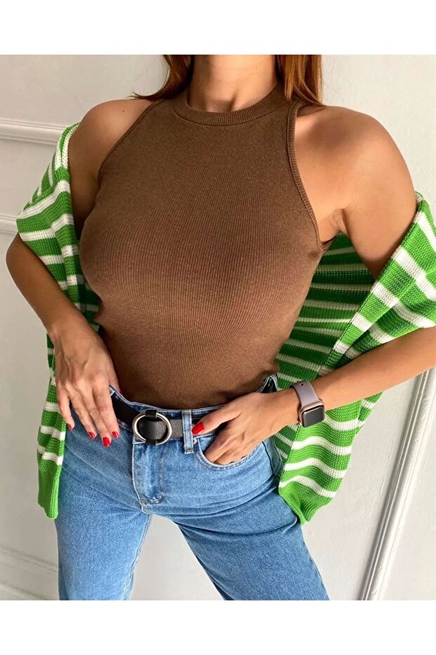 Women's Crew Neck Ribbed Crop Basic Blouse