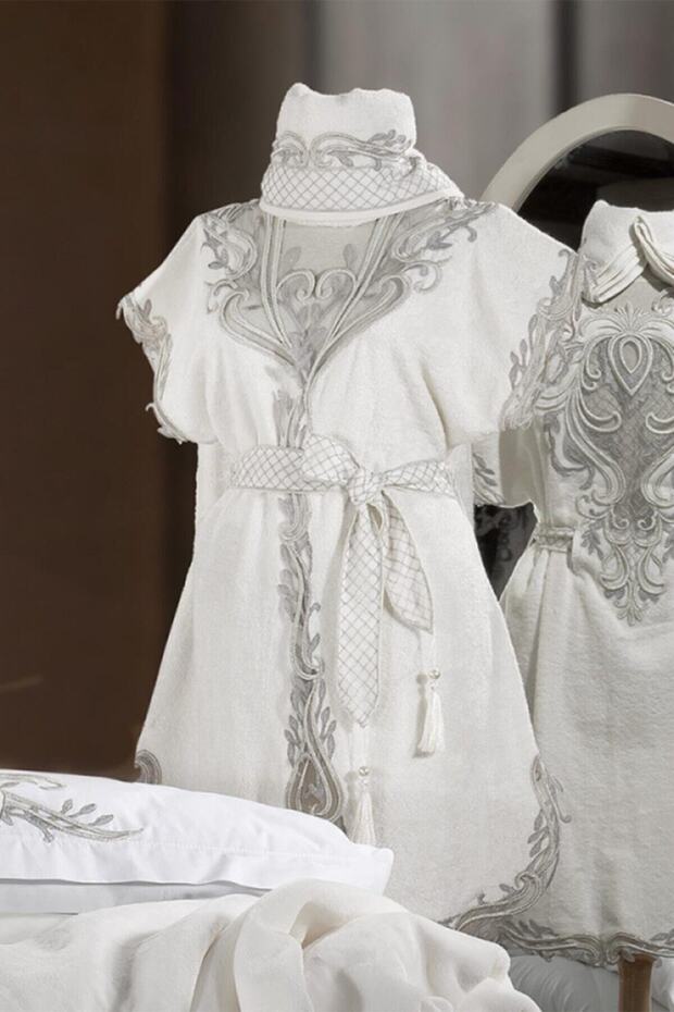 Tiara 3 Parça Balayı Bornoz - 1