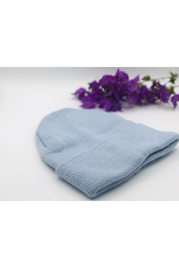 Unisex Knitted Basic White Beanie - 1