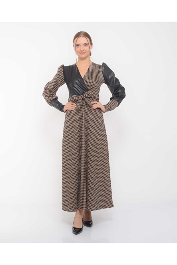 Kožna haljina sa patchwork dizajnom - 1