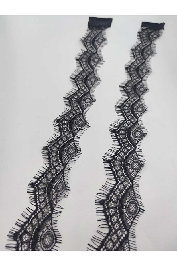 Bearded Lace Width 5.5 cm Length 3 Meters Black
