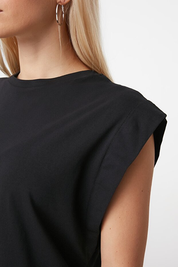 Siyah %100 Pamuk Vatka Görünümlü Basic Bisiklet Yaka Örme T-Shirt TWOSS20TS0021 - 5