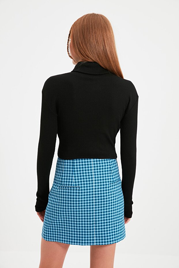 Siyah Fitted/Vücuda Oturan Balıkçı Yaka Parmak Geçme Detaylı Fitilli Esnek Örme Bluz TWOAW21BZ0071 - 8