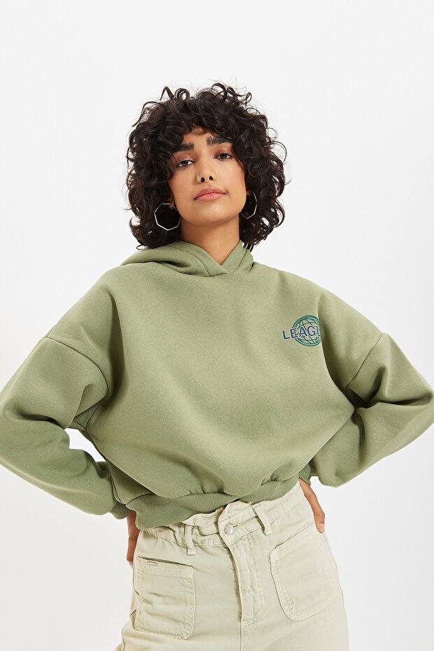 Mint Sırt Baskı Detaylı Kapüşonlu Kalın İçi Polarlı Örme Sweatshirt TWOAW22SW0711 - 4