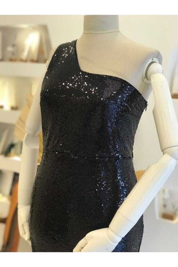 Siyah Pullu Tek Omuz Uzun Abiye Elbise - 2