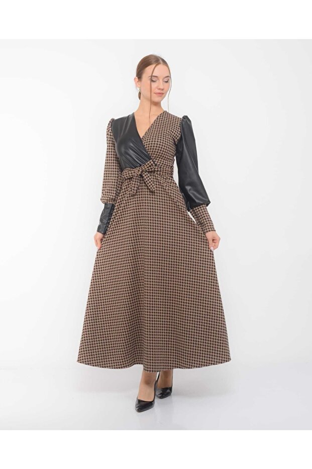 Kožna haljina sa patchwork dizajnom - 6