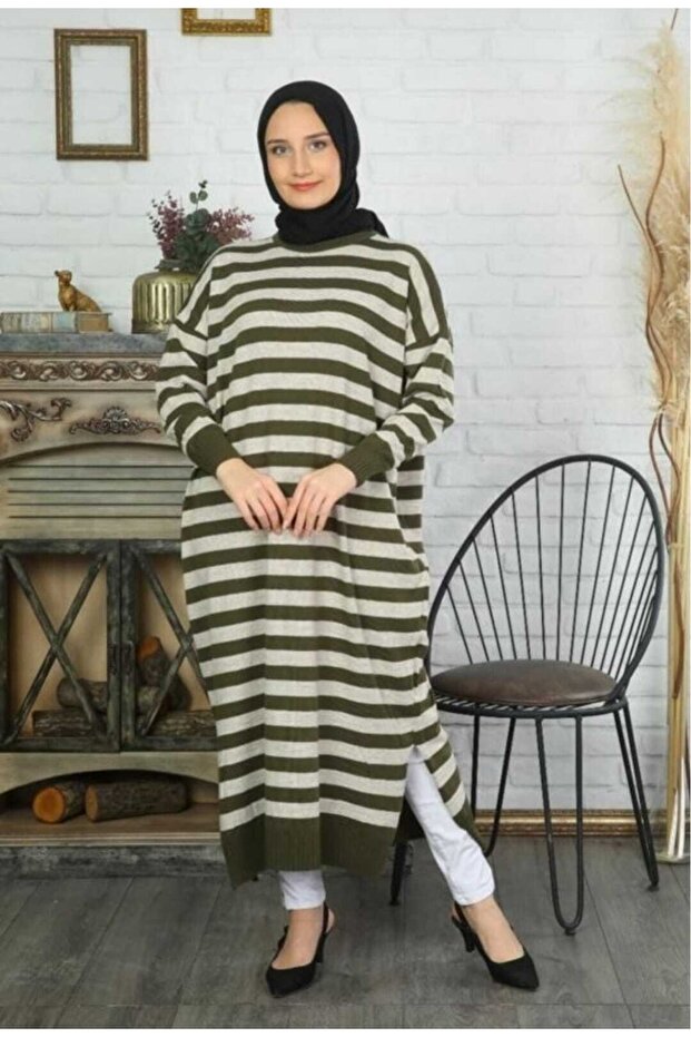 Wonderful Women's Striped Long Knitwear Tunic with Slits on the Sides
