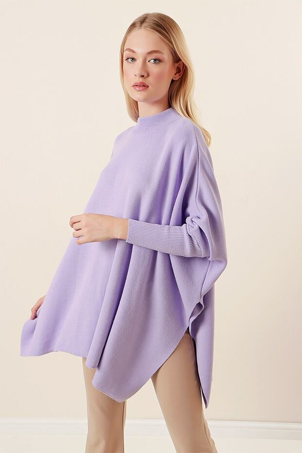 Women's Lilac Oversize Slit Poncho Sweater