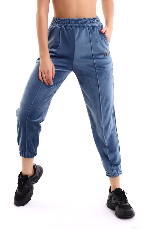 Кадифен анцуг - 4