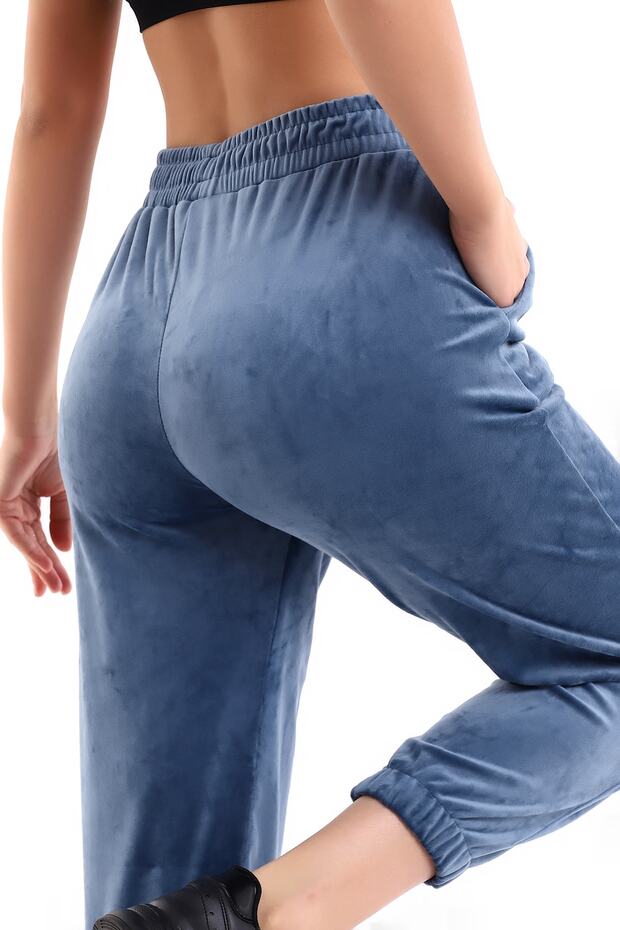 Кадифен анцуг - 7