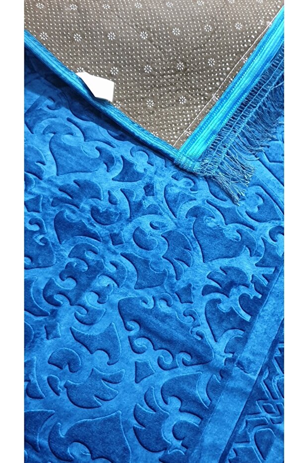 سجادة صلاة قطيفة منقوشة ذاتيًا - 3