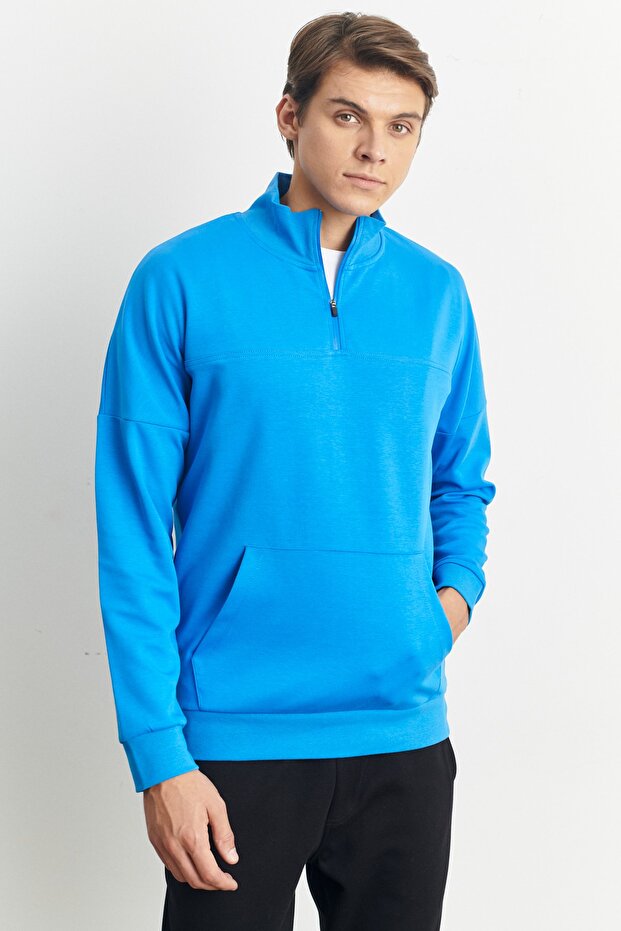 Men's Indigo Standard Fit Normal Cut Stand-Up Bato Collar Zippered Kangaroo Pocket Sweatshirt