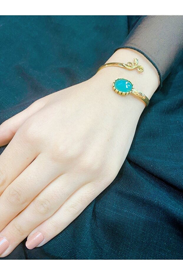 Green Agate Natural Stone Antiallergic Brass Castle Bracelet