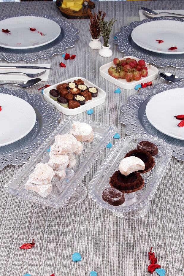 Footed Oval Presentation Rack - Footed Rectangular Presentation Rack - 7