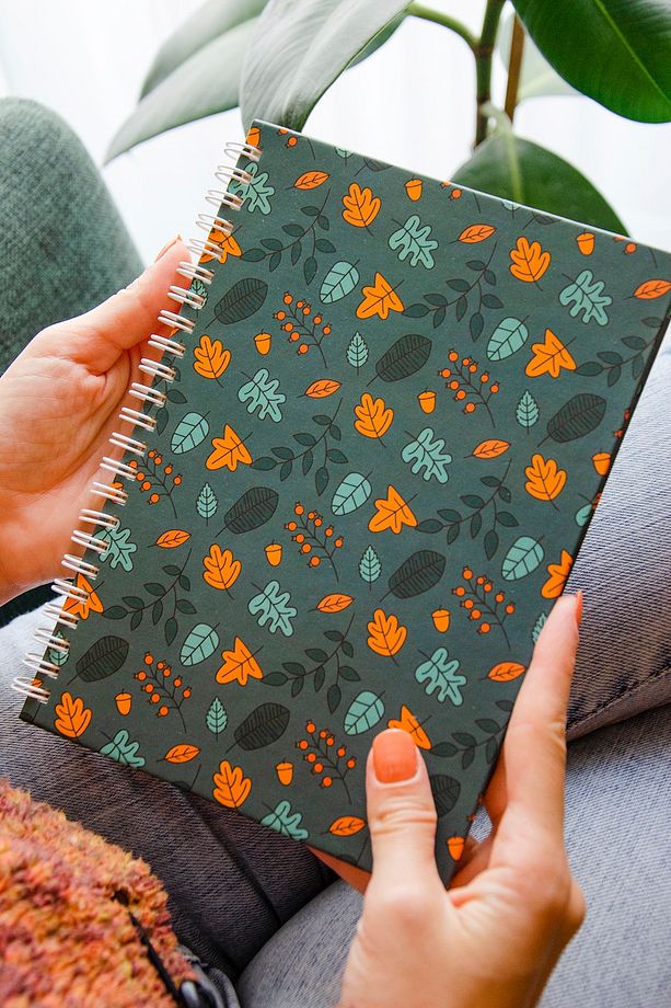 3'lü Sert Kapak Spiralli Kareli Defter Seti - 6