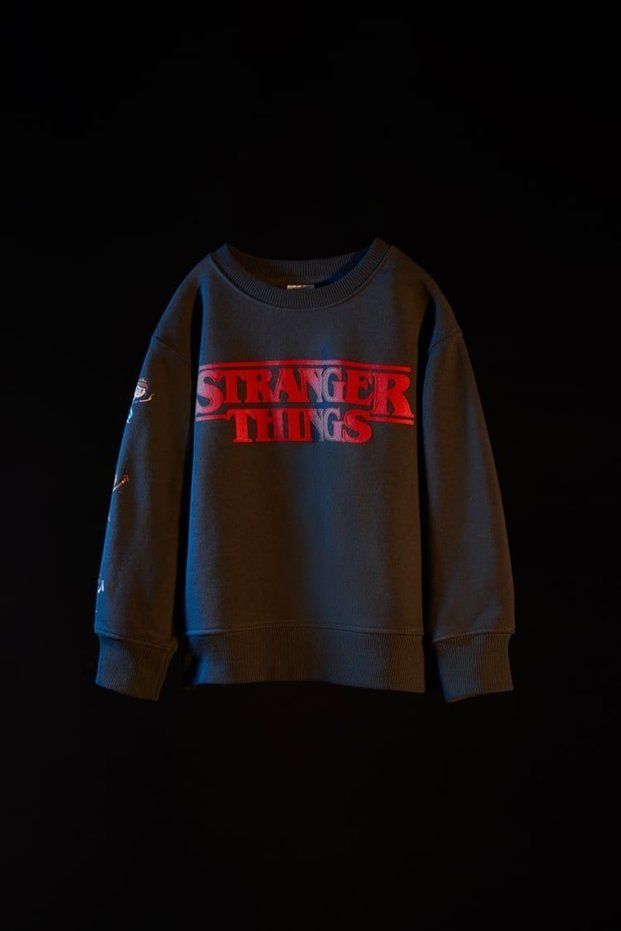 Netflix Embossed Sweatshirt