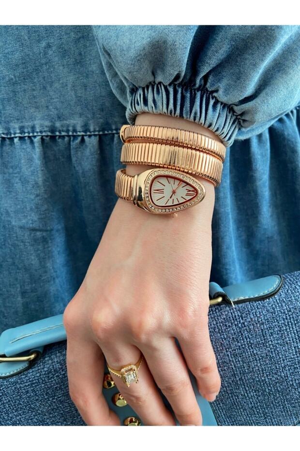 Gold Colored Snake Model Clock - Gift - 1