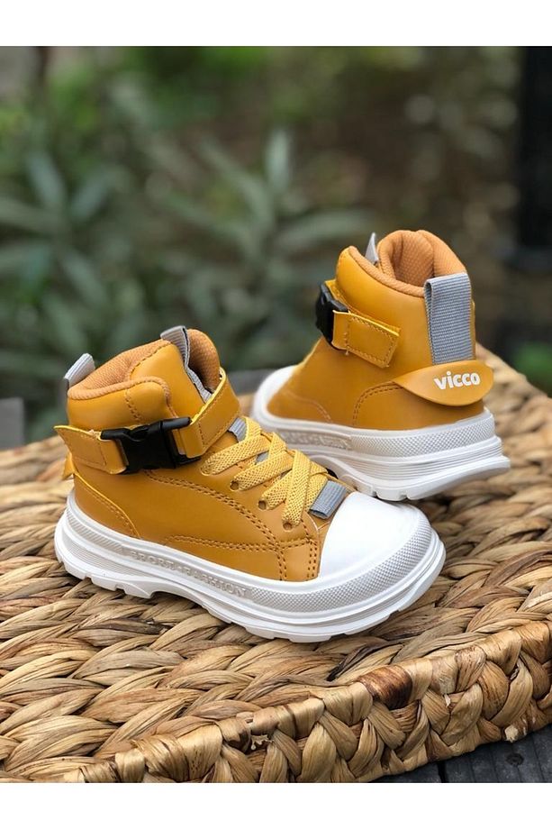 Bambu Esnek Taban Lastikli Cıertlı Bot - 1