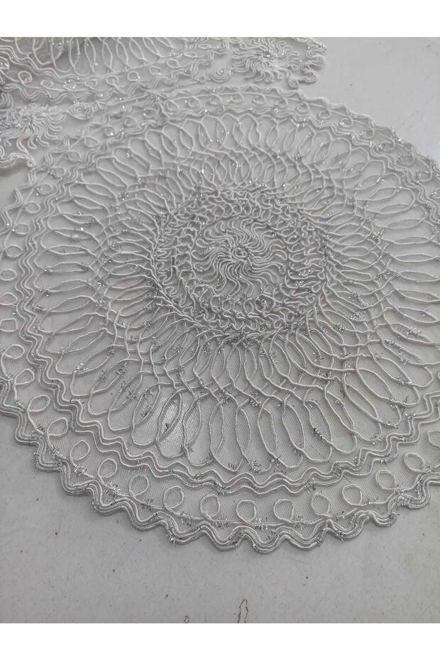 Fransız Dantelli Runner, Ranır - 2