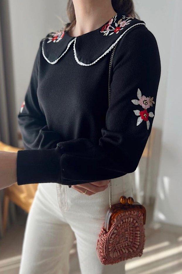 Women's Black Bib Collar Embroidery Embroidered Knitwear Sweater