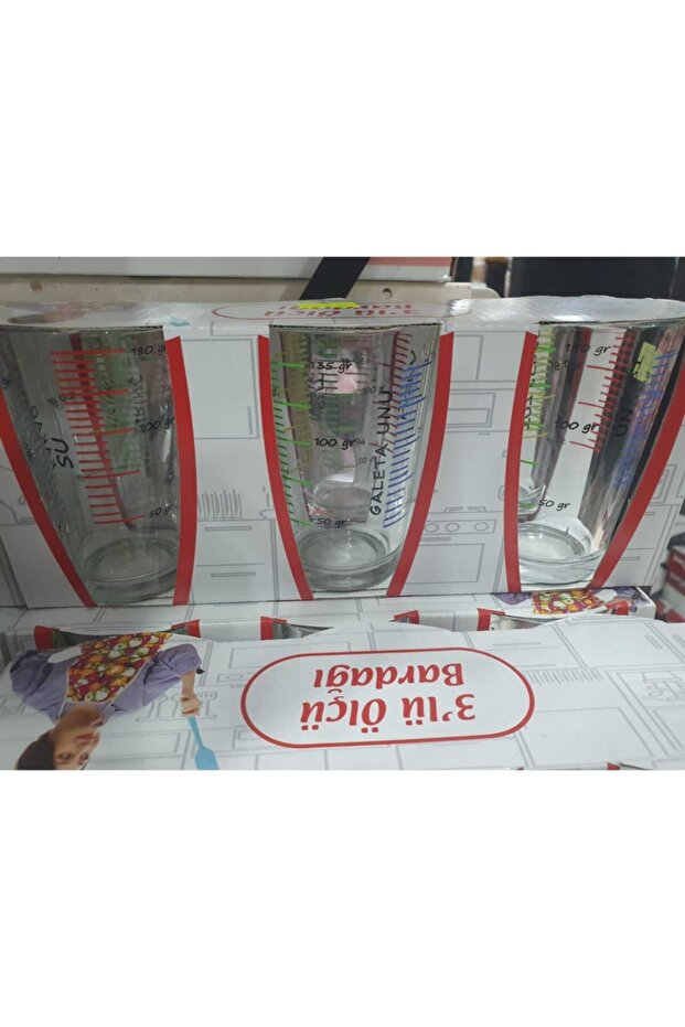 3 Measuring Cups
