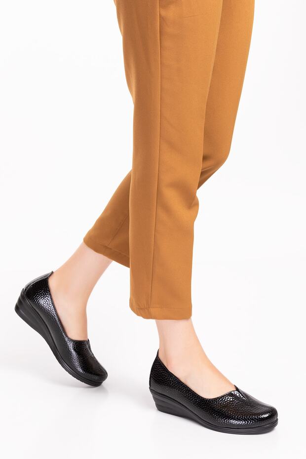 Women's Black Genuine Leather Orthopedic Shoes