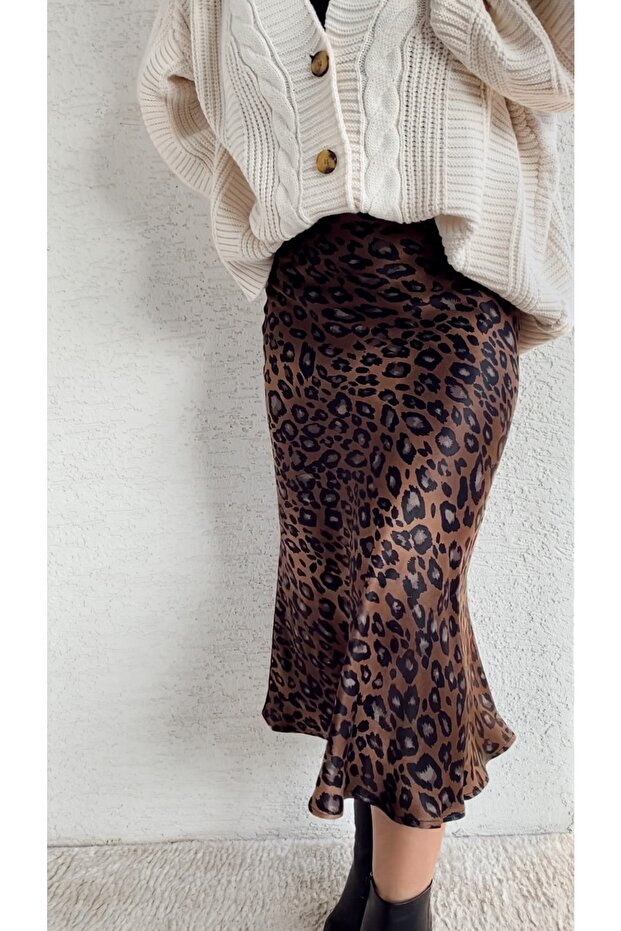 Leopard Patterned Satin Midi Skirt - 1
