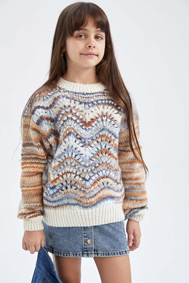 Girl's Patterned Crew Neck Sweater