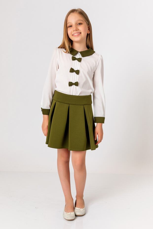 Girl's Diver Fabric Pleated Khaki Skirt