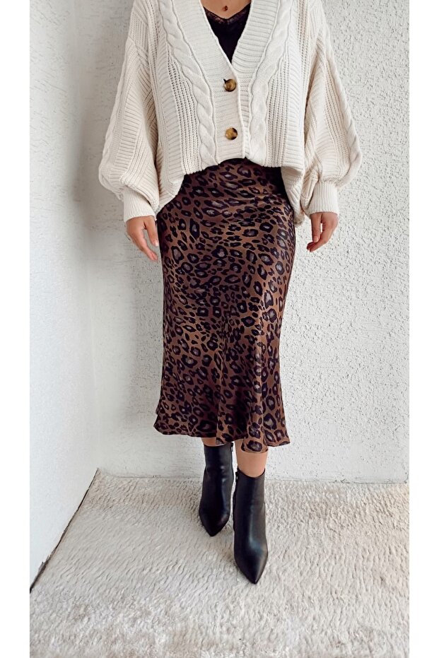 Leopard Patterned Satin Midi Skirt - 2