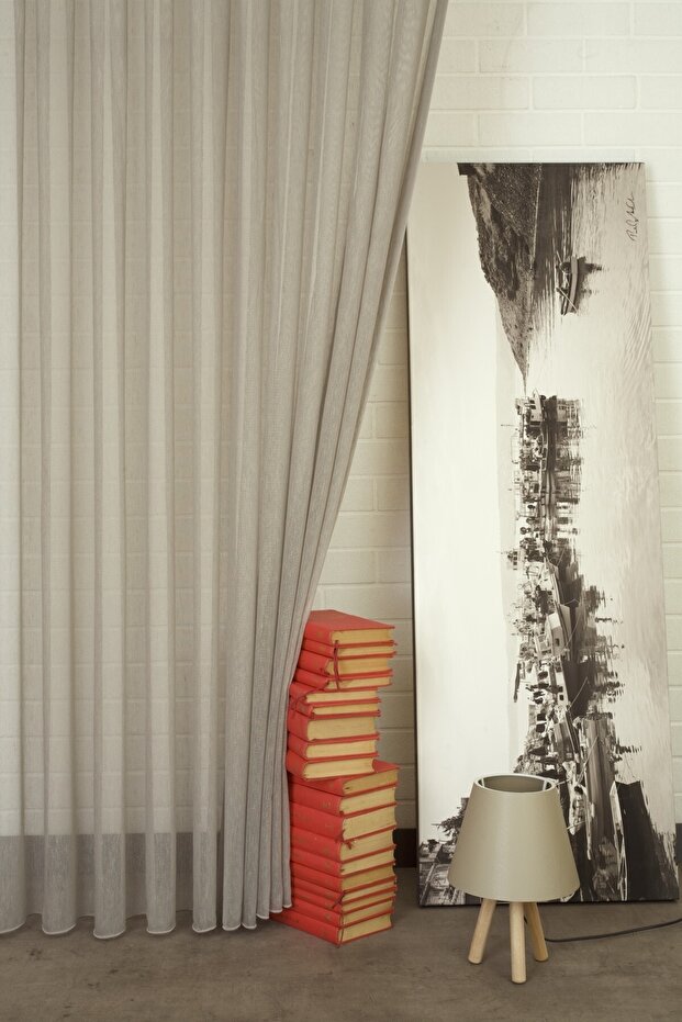Melted Linen Tulle Gray 1-2 Sparse Pleat