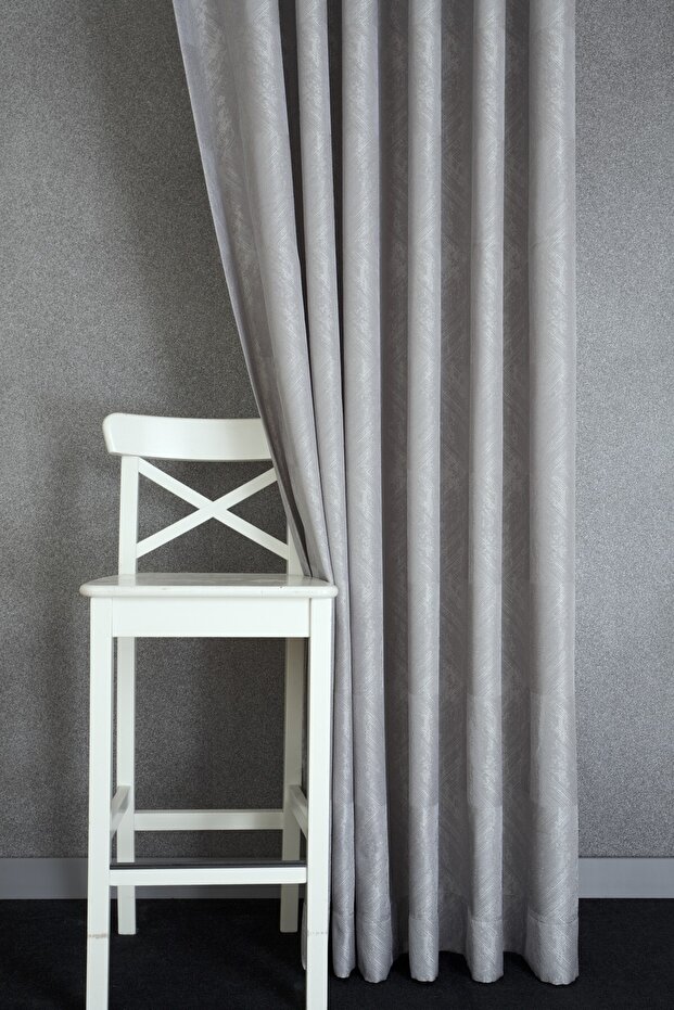 Background Curtain Prism Pattern Light Gray 1-2 Sparse Pleat