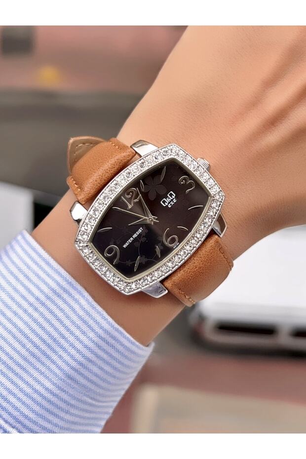 Women's Wristwatch Leather Cord Waterproof