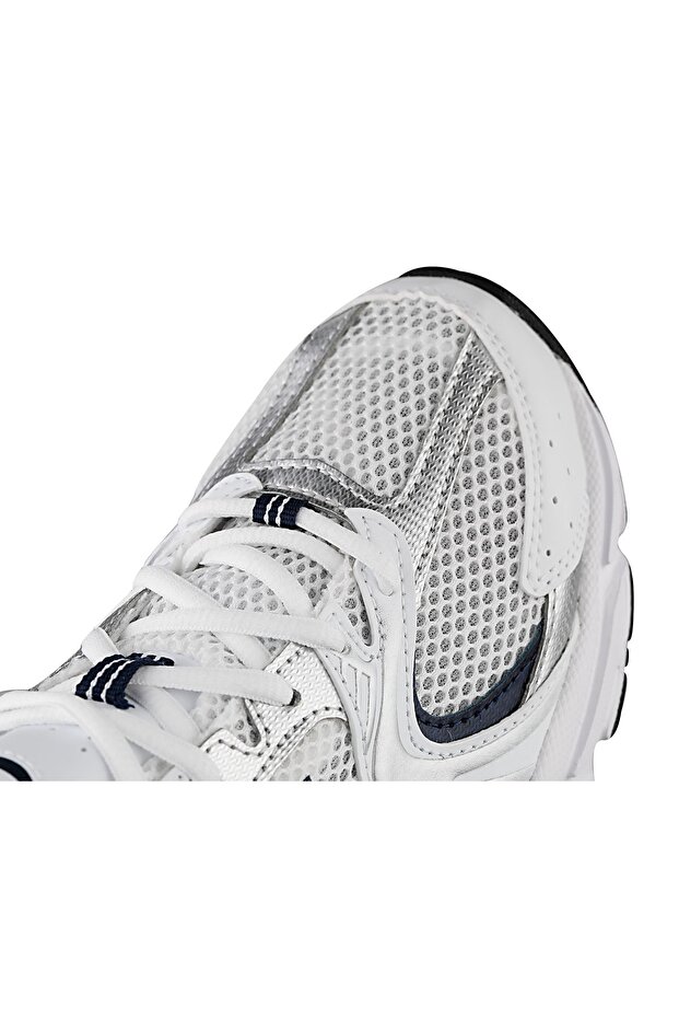 530 Lifestyle Unisex Beyaz Spor Ayakkabı Mr530sg - 4