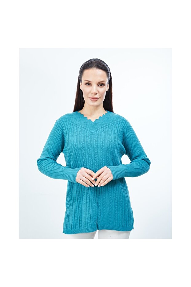Women's Blue Knitwear V-Neck Winter Mom Flexible Sweater