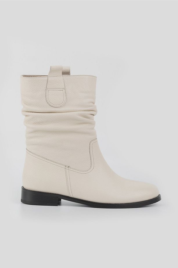 Kadın Bej Hakiki Deri 35-41 Numara Körüklü Bot & Bootie - 1